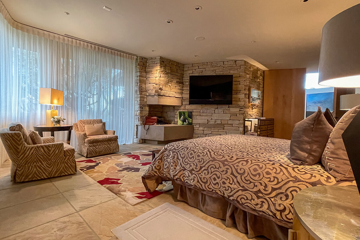 Glenn Moor at Troon Village